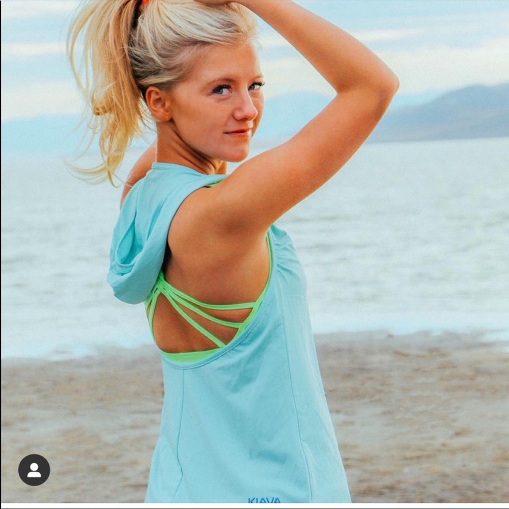 Kiava Gray Hooded Tank